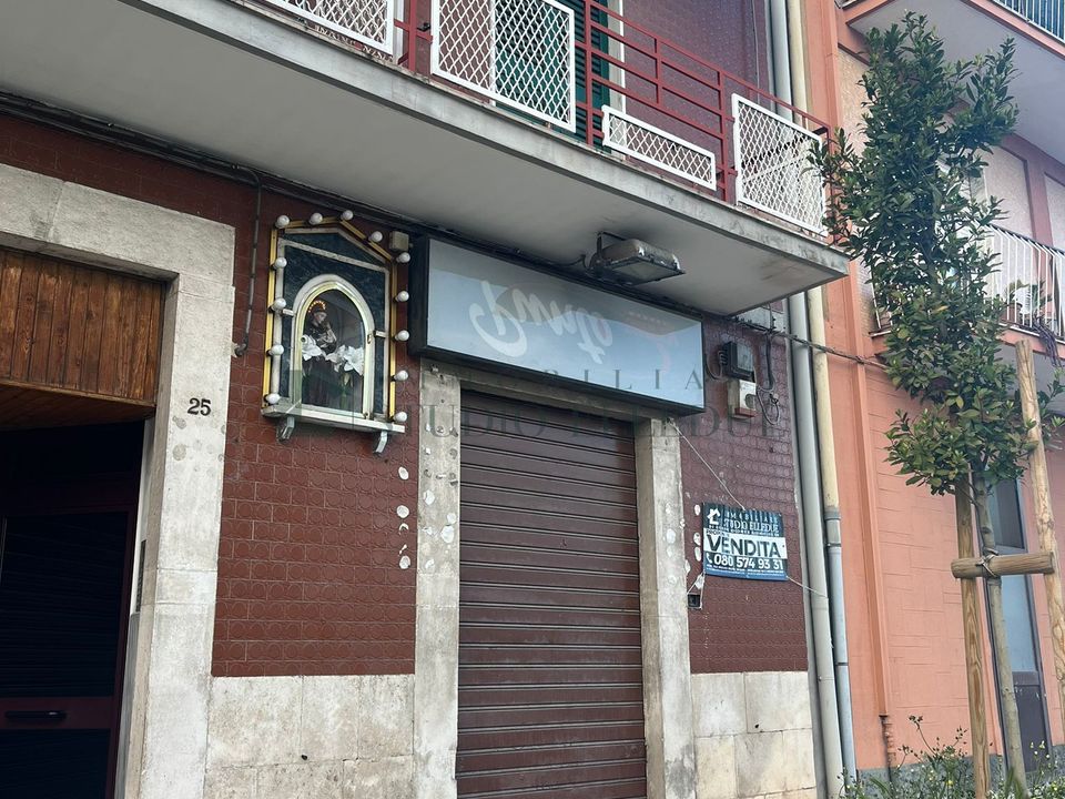 Erhvervsejendom i Bari, Bari - foto 3