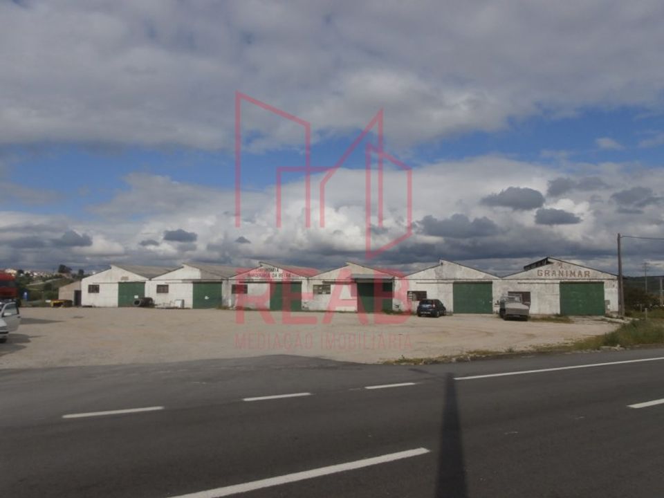 Erhvervsejendom i Aguiar da Beira, Guarda - foto 1
