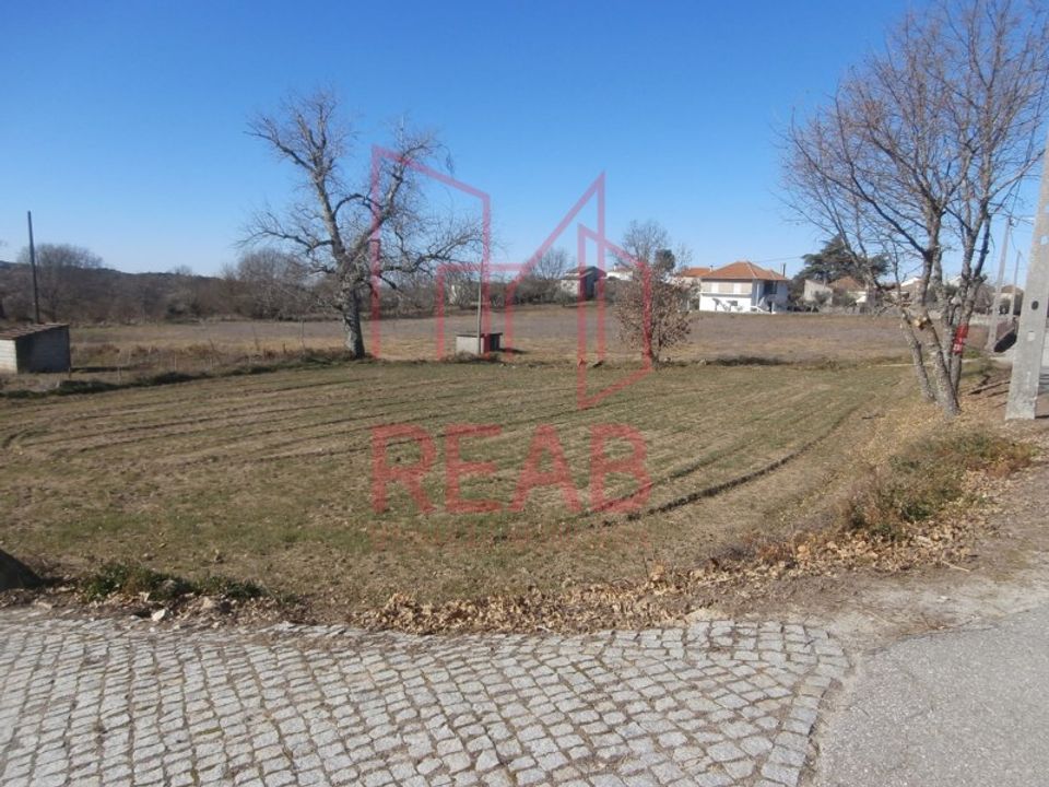 Tomt i Eirado, Guarda - bilde 3