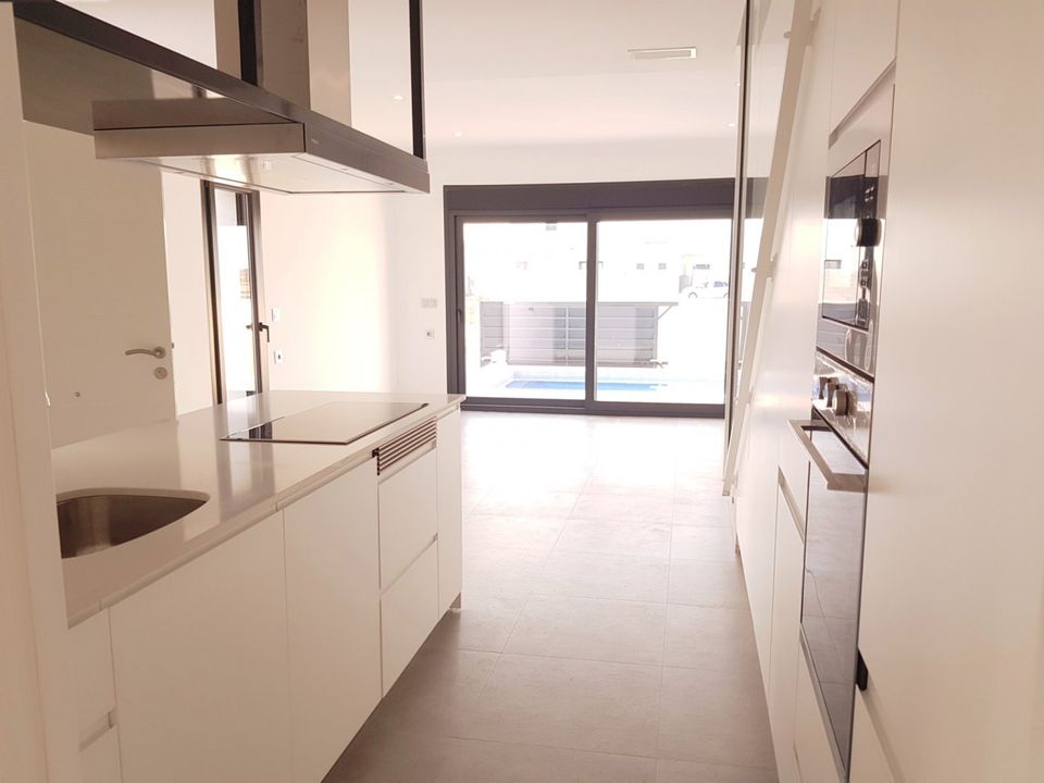 Rækkehus i Daya Nueva, Alicante - foto 5