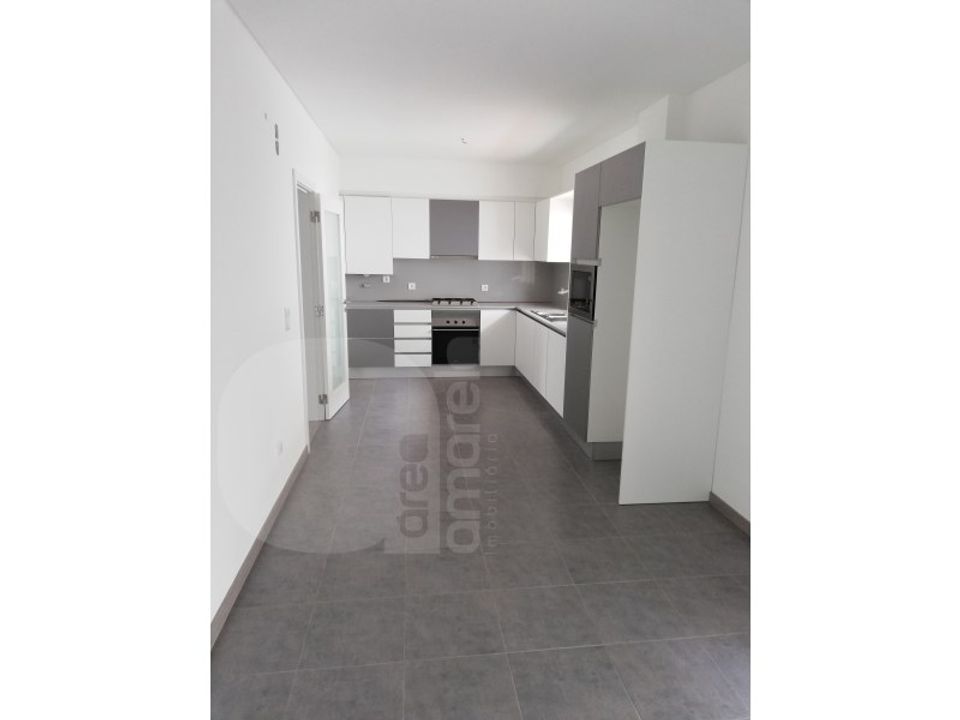 Villa i Aldeia de Paio Pires, Setubal - foto 1