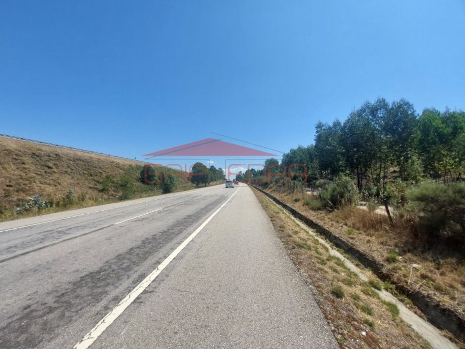 Helårsgrund i Cebolais de Cima, Castelo Branco - foto 1