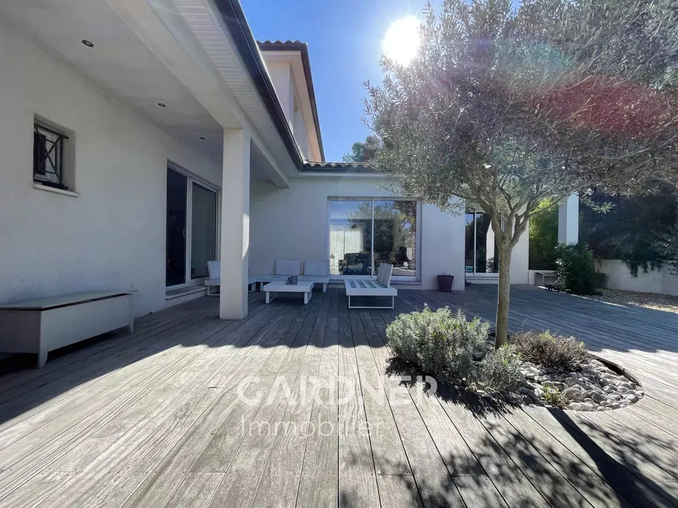 Villa i Carnoux-en-Provence, Bouches-du-Rhone - bilde 2