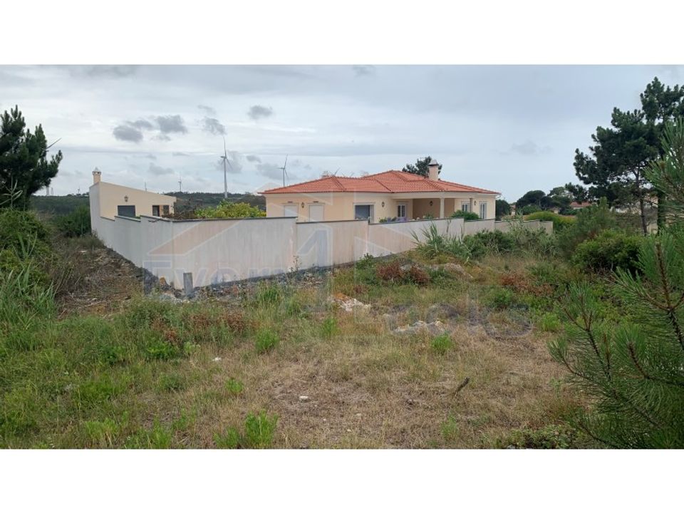 Helårsgrund i Serra de El Rei, Leiria - foto 4