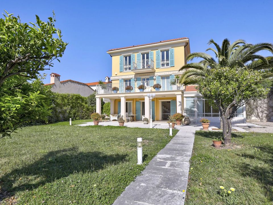Villa i Villefranche-sur-Mer, Alpes-Maritimes - foto 2