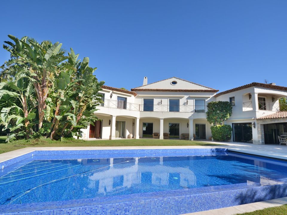 Villa i Juan-les-Pins, Alpes-Maritimes - foto 1