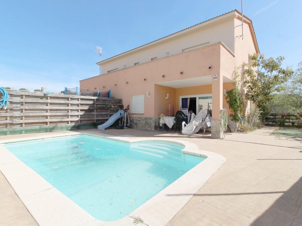 Casa unifamiliar a Vidreres, Gerona - foto 1