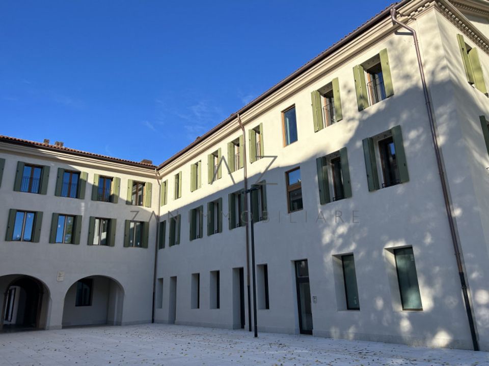 Erhvervsejendom i Castelfranco Veneto, Treviso - foto 5
