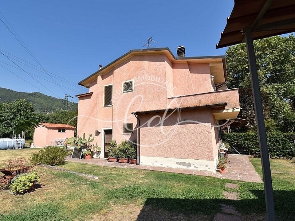 Byhus i Pietrasanta, Lucca - foto 3