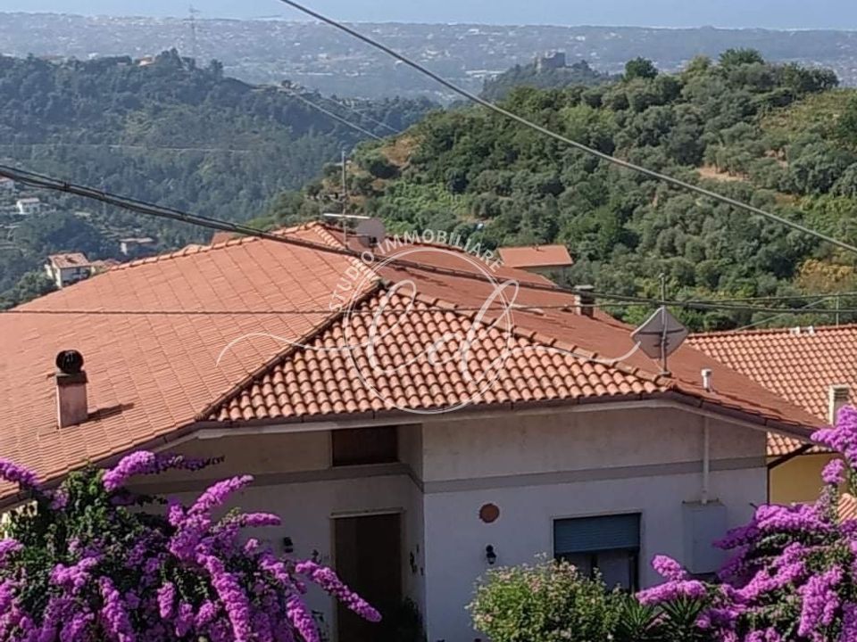 Villa i Montignoso, Massa and Carrara - foto 1