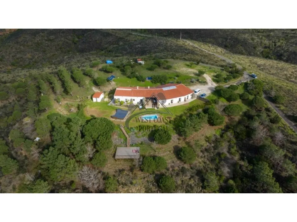 Landejendom i Bordeira, Faro - foto 1
