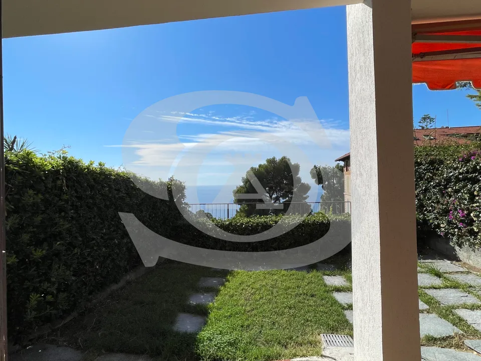 Lägenhet i Ospedaletti, Imperia - foto 3