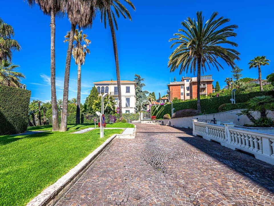 Erhvervsejendom i Bordighera, Imperia - foto 3