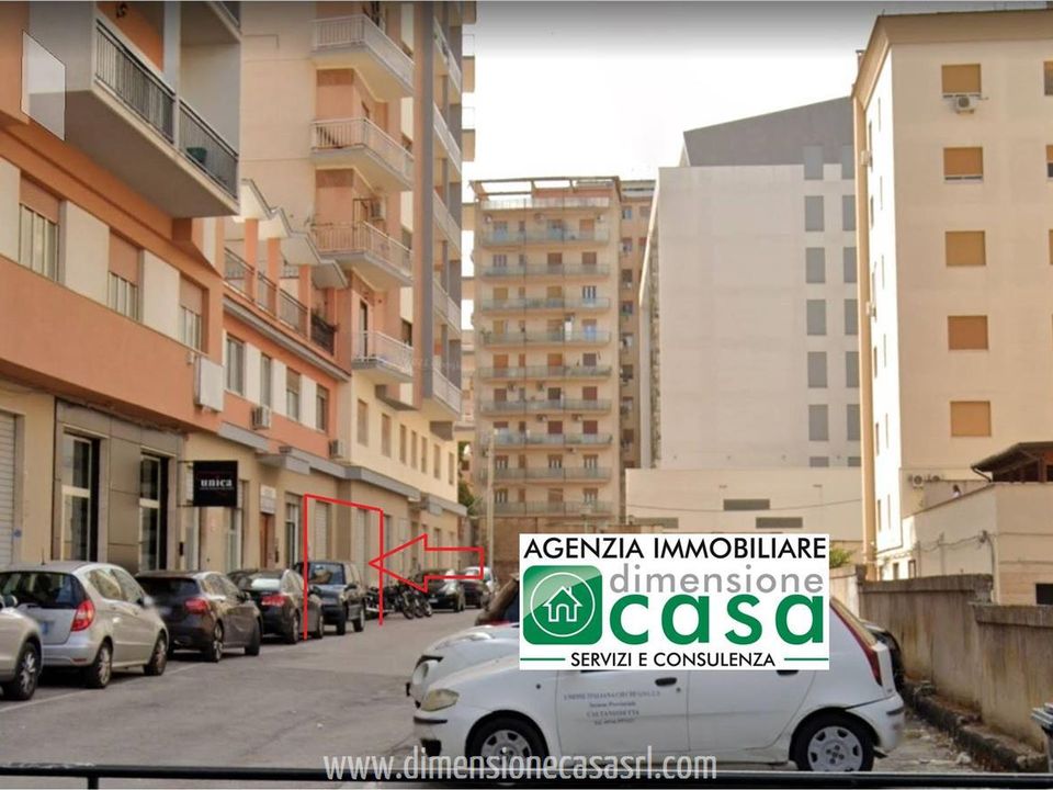 Erhvervsejendom i Caltanissetta, Caltanissetta - foto 1
