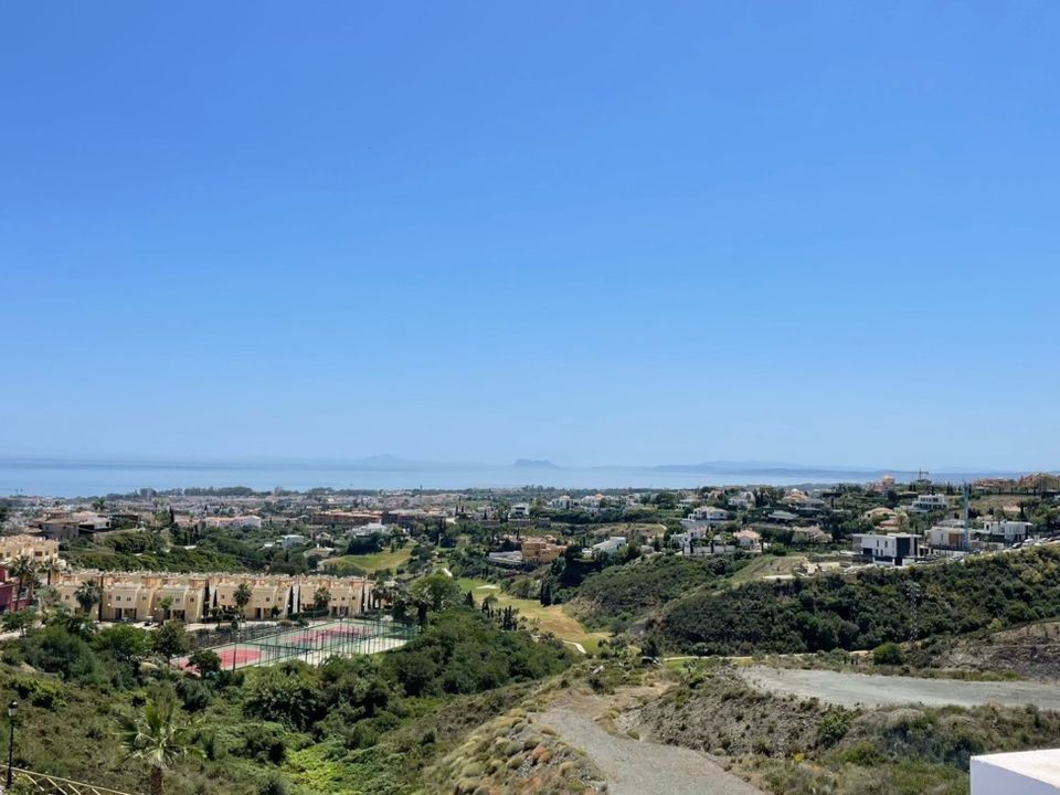 Lejlighed i Benahavis, Malaga - foto 2