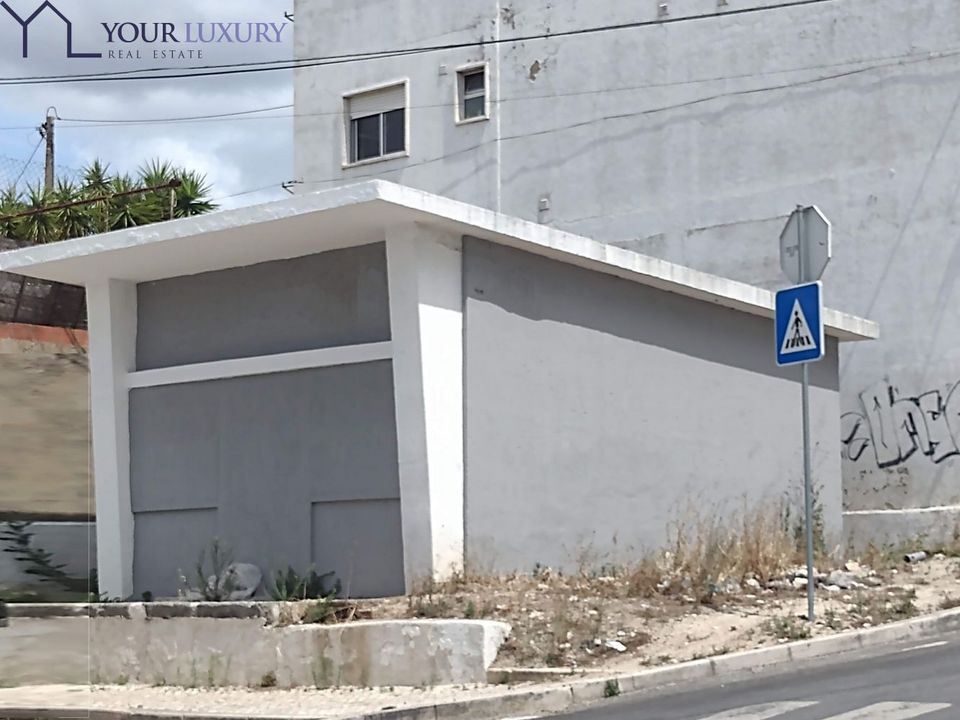 Erhvervsejendom i Odivelas, Lisbon - foto 1