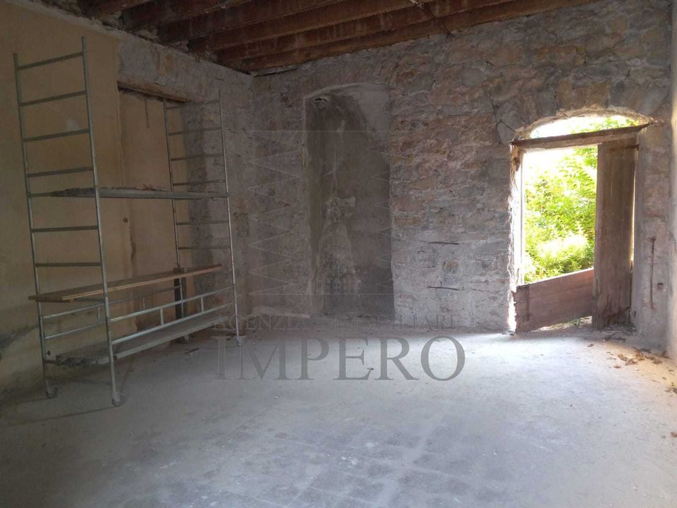 Erhvervsejendom i Vallecrosia, Imperia - foto 1