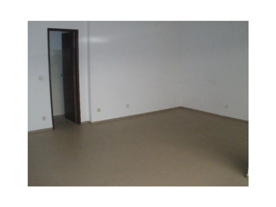 Erhvervsejendom i Monte Real, Leiria - foto 1