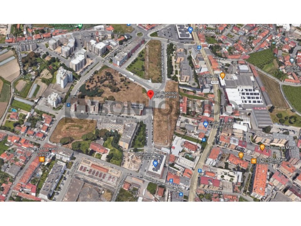 Grond in Pedroucos, Porto - foto 1