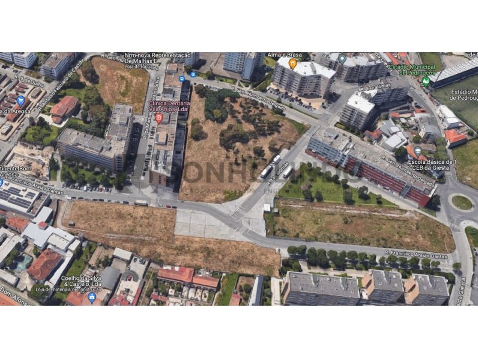 Grond in Pedroucos, Porto - foto 2