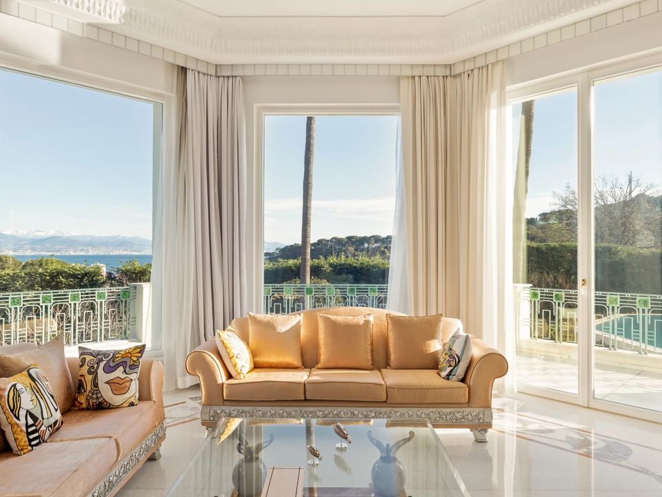 Villa i Antibes, Alpes-Maritimes - foto 1