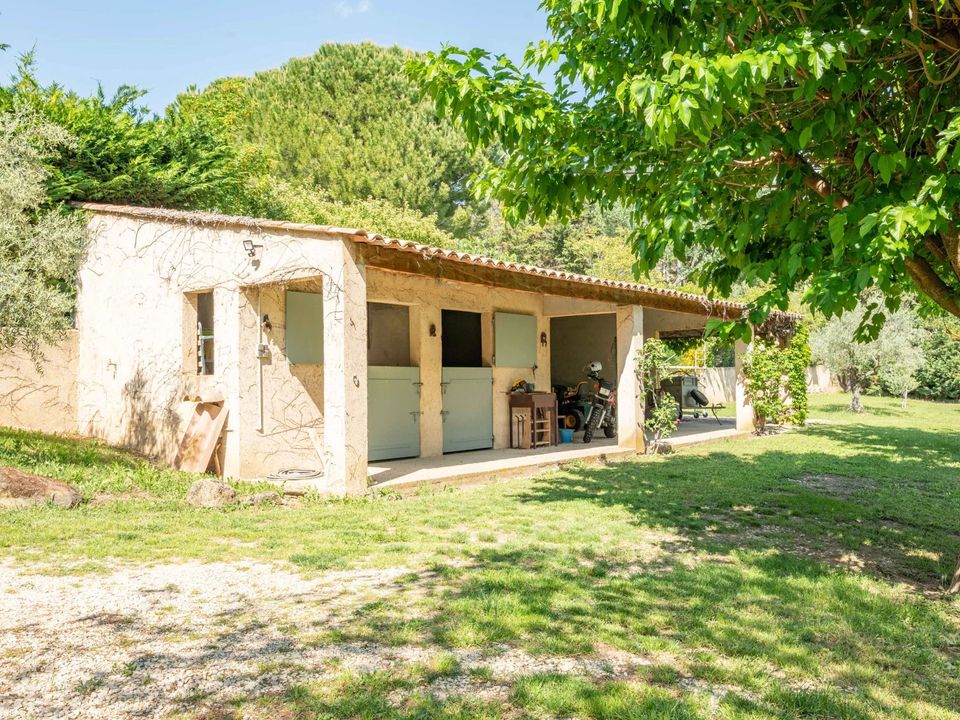 Villa i La Tour-d'Aigues, Vaucluse - foto 2