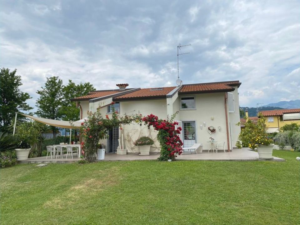 Villa a Carrara, Massa and Carrara - foto 4