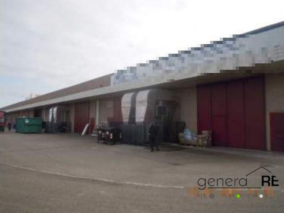 Erhvervsejendom i Citta Sant'Angelo, Pescara - foto 2