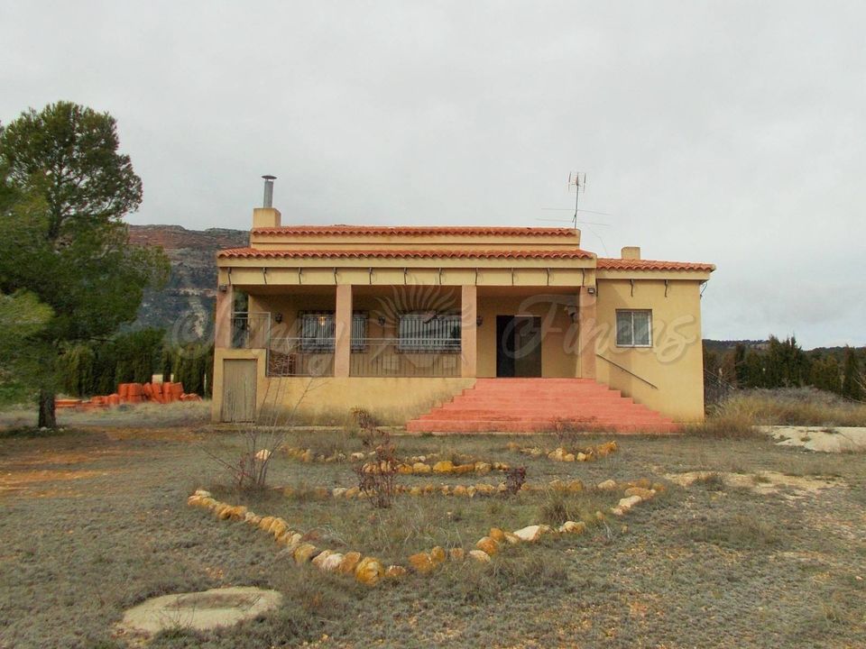 Landejendom i Ayora, Valencia - foto 1