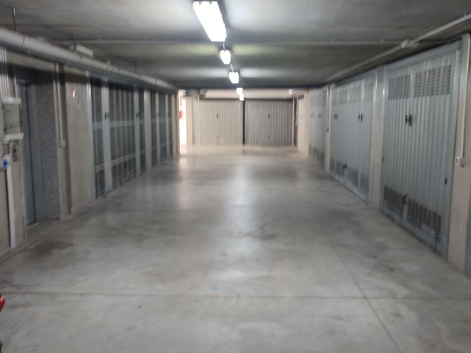Parkeringsplads i Bari, Bari - foto 4