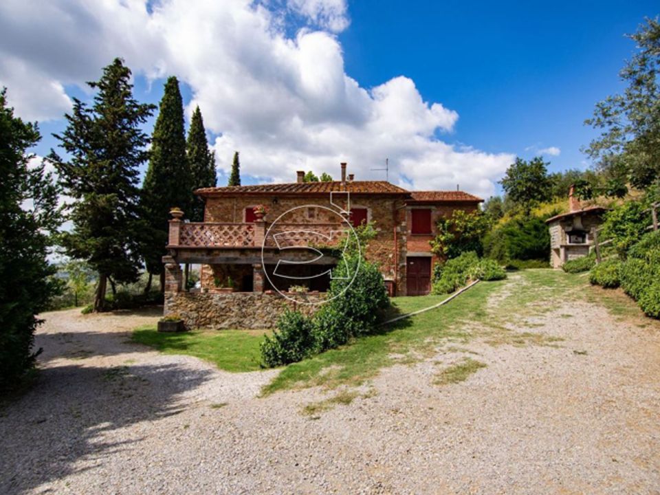 Landejendom i Castiglion Fiorentino, Arezzo - foto 1