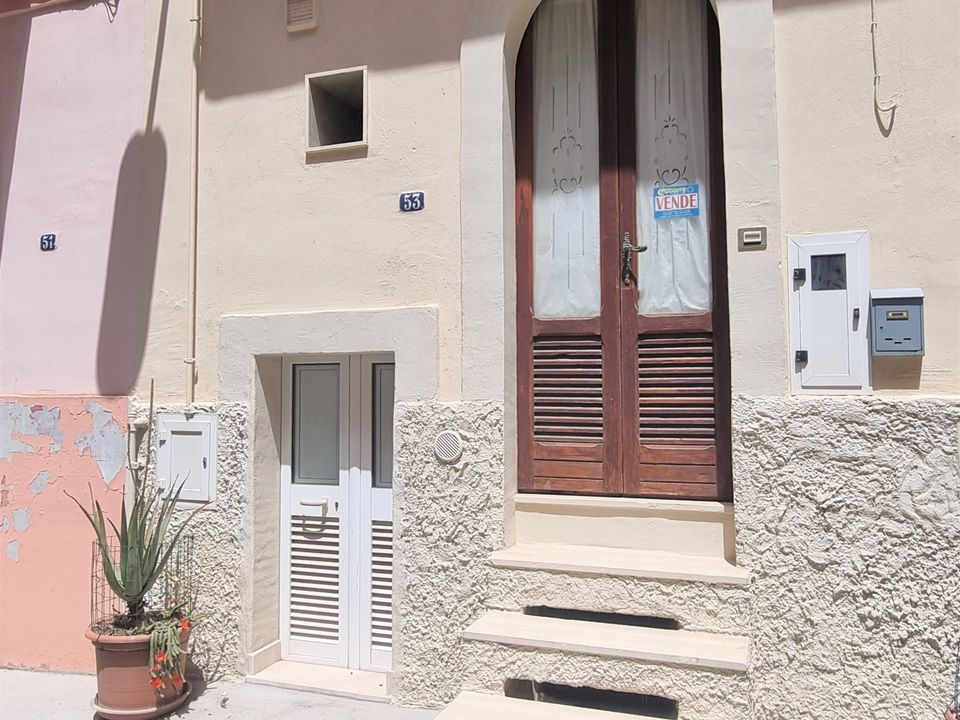 Villa i Grottaglie, Taranto - bilde 1