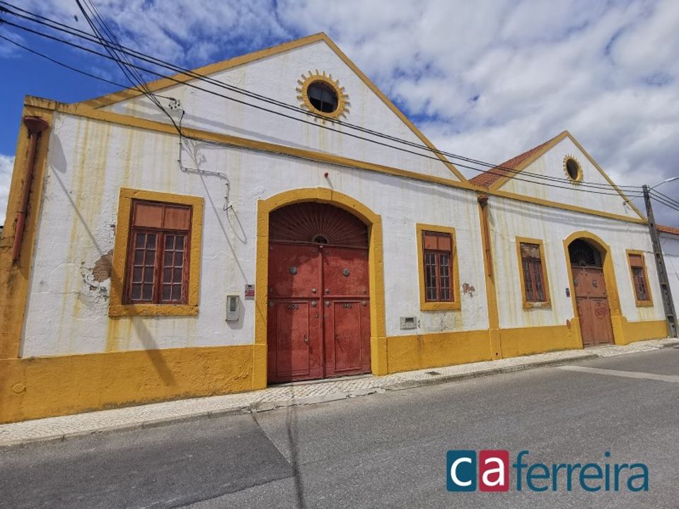 Erhvervsejendom i Almeirim, Santarem - foto 2