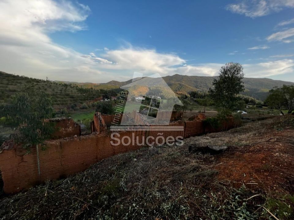 Ruinere i Monchique, Faro - foto 1