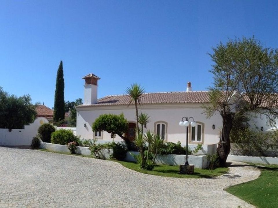 Villa i Sao Bras de Alportel, Faro - foto 1