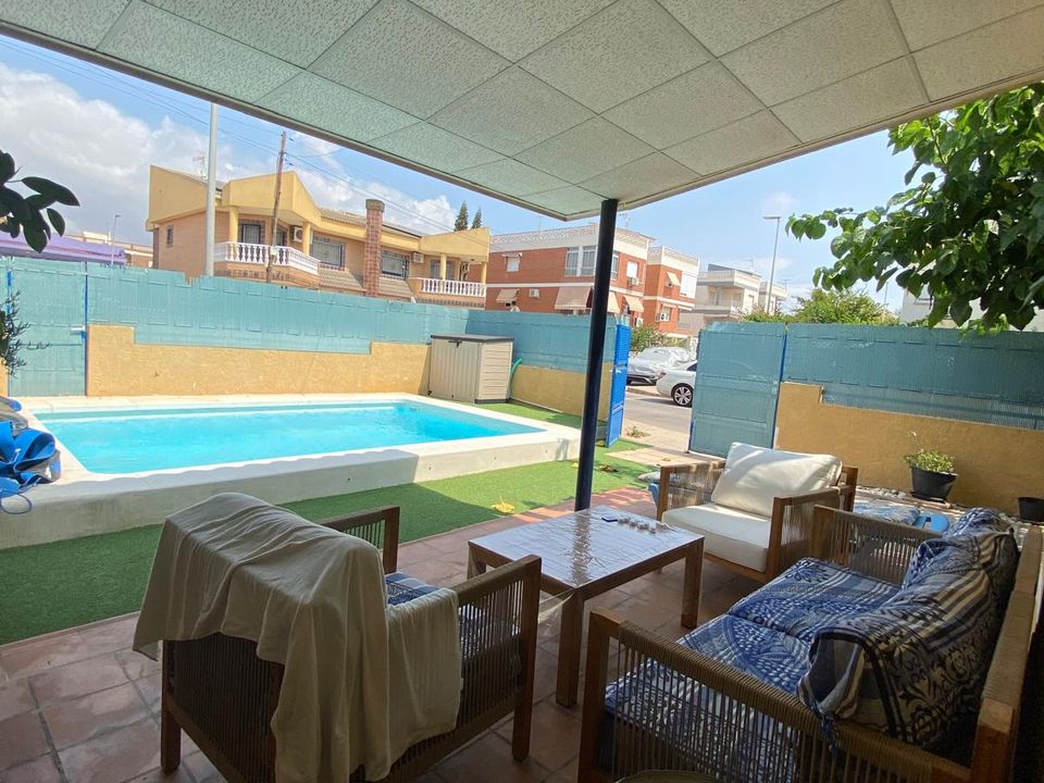 Casa adossada a Los Alcazares, Murcia - foto 3