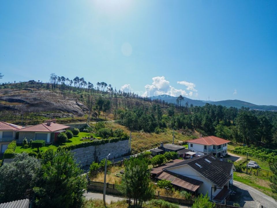Helårsgrund i Cambeses, Viana do Castelo - foto 1