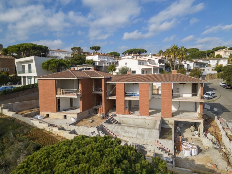 Villa i Sant Pol (Ajuntament La Bisbal), Gerona - foto 2