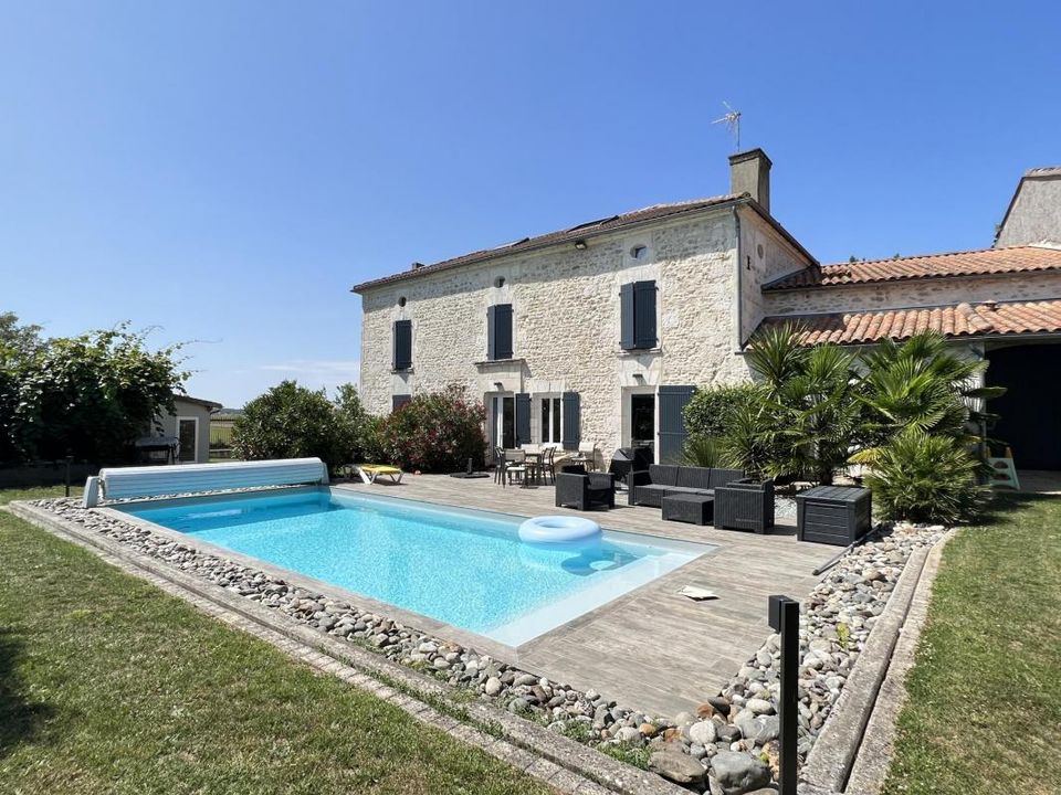 Villa en Fleac, Charente - foto 1