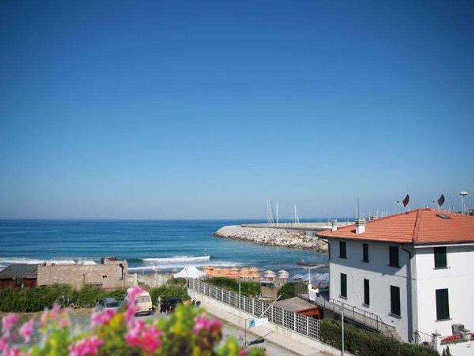Erhvervsejendom i Rosignano Marittimo, Livorno - foto 1