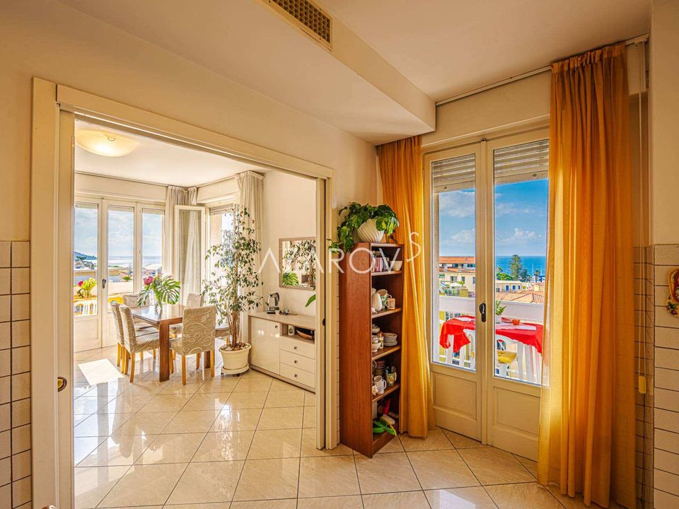 Lejlighed i Sanremo, Imperia - foto 1