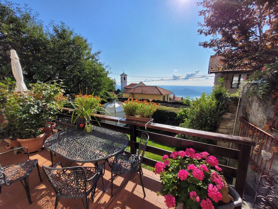 Villa i Nebbiuno, Novara - foto 1