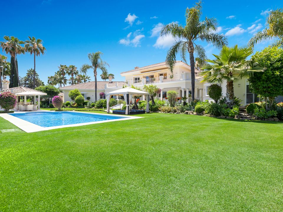 Villa i Nueva Andalucia, Malaga - foto 1