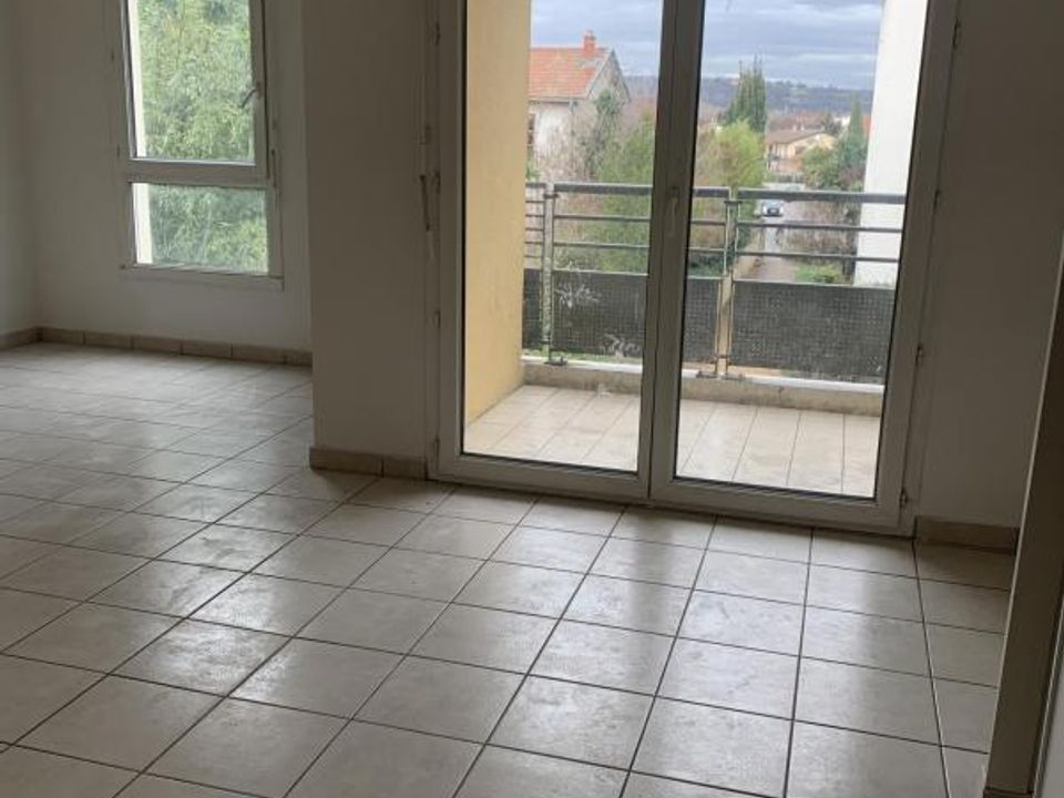 Lejlighed i Vaulx-en-Velin, Rhone - foto 1