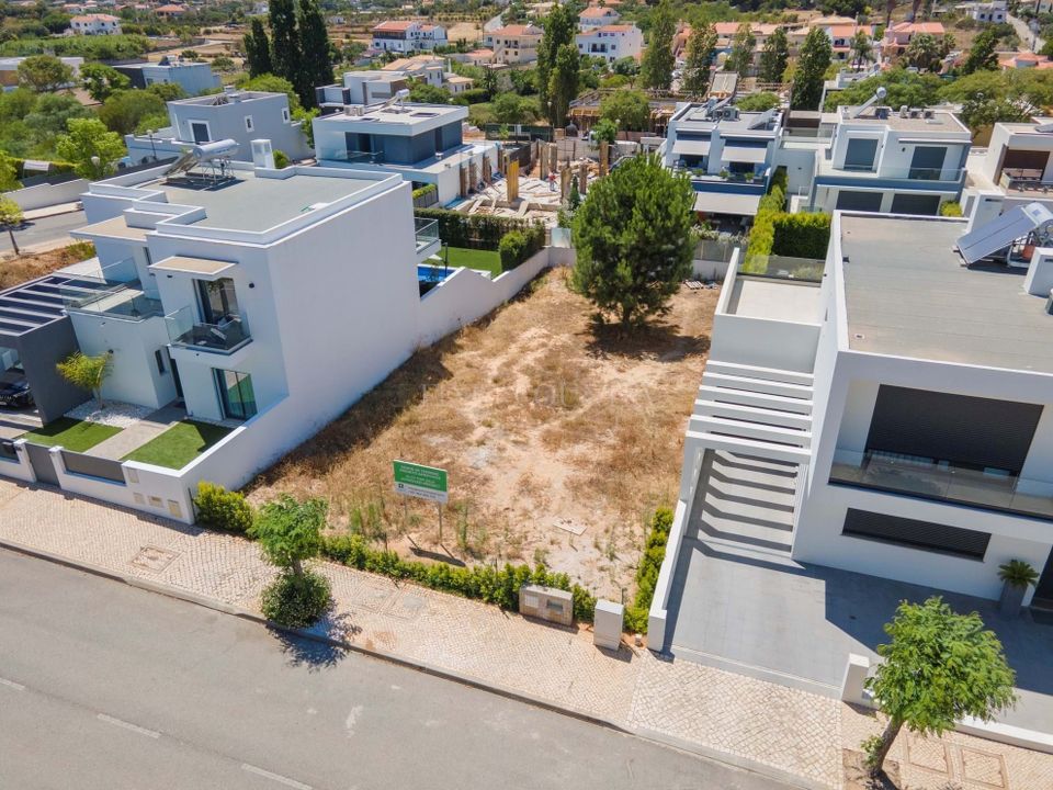 Helårsgrund i Quarteira, Faro - foto 4