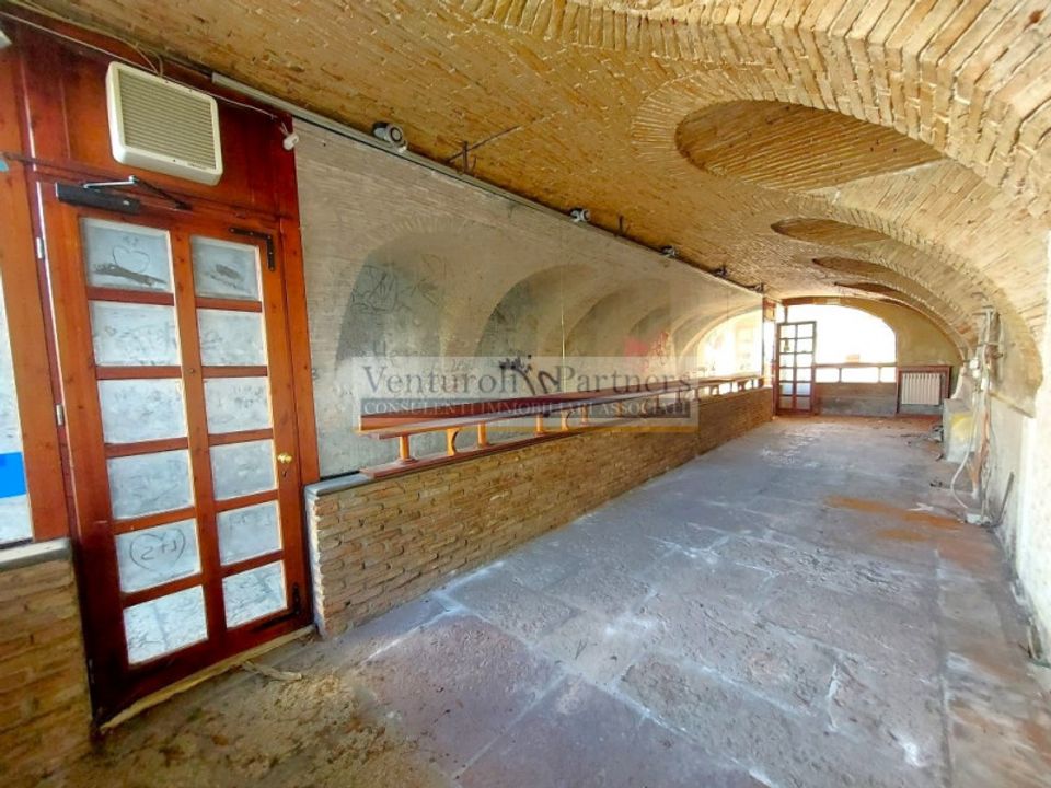 Erhvervsejendom i Moniga del Garda, Brescia - foto 1