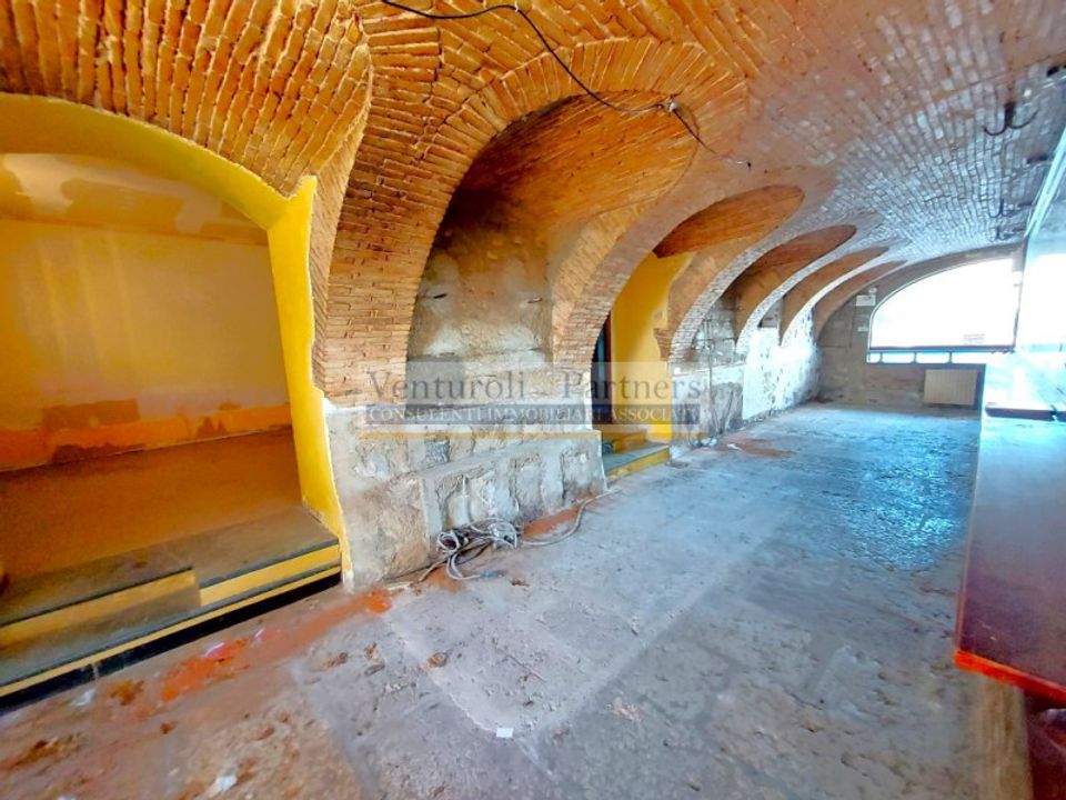 Erhvervsejendom i Moniga del Garda, Brescia - foto 3