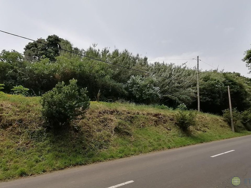 Terreno en Horta, Faial - foto 5