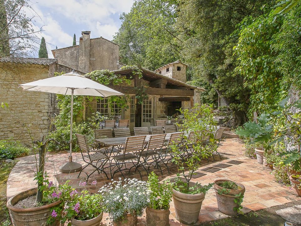 Villa i Tourrettes-sur-Loup, Alpes-Maritimes - foto 4