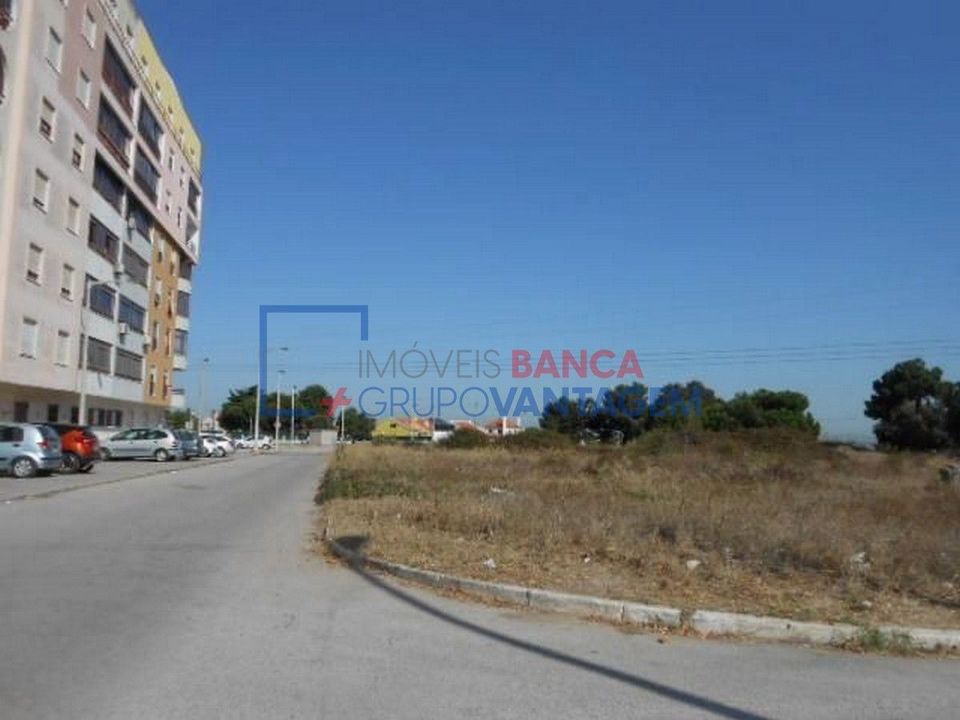 Helårsgrund i Barreiro, Setubal - foto 1